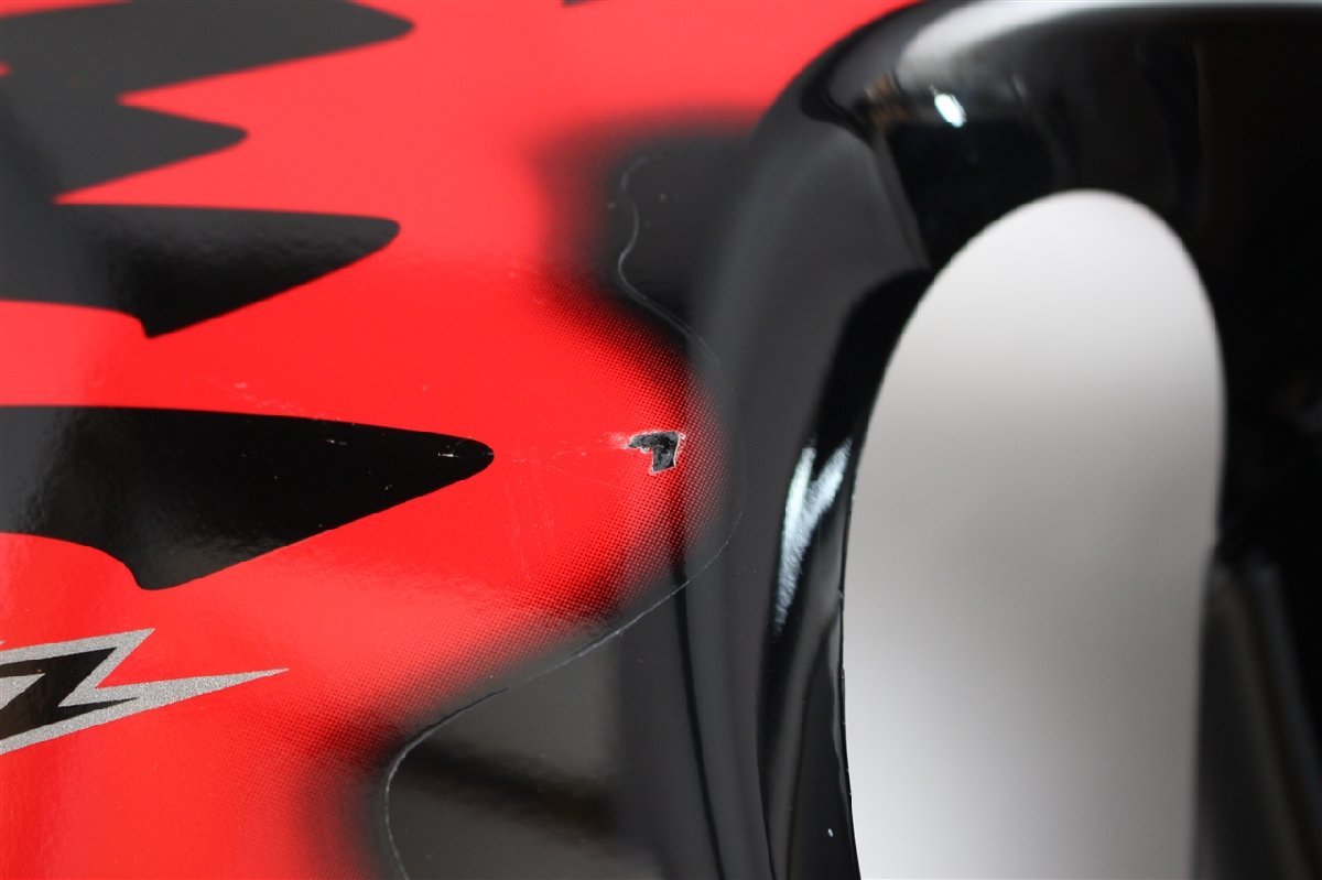 ハヤブサ　サイドカウル ホワイト 赤色フレーム　右側のみ 2026年最新Yahoo!オークション 隼 gsx1300r サイドカウル | - gsx1300r