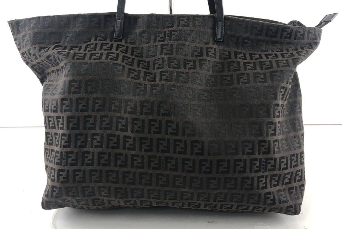 FENDI FFロゴ ハンドバッグ