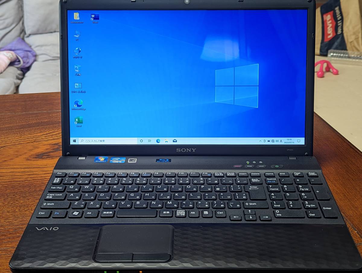 SONYノートパソコン PCG-71B11N I5/6G/750G すぐ使える バッテリ駆動