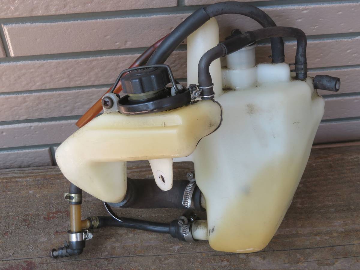 NSR250R MC21 90-93 オイルタンクASSY