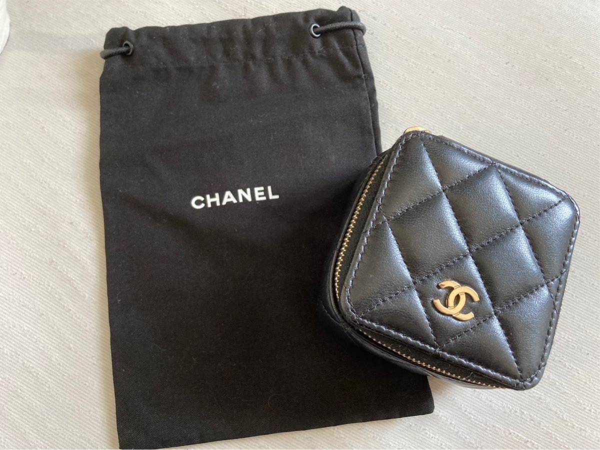 CHANEL ラウンドファスナー　ポーチ