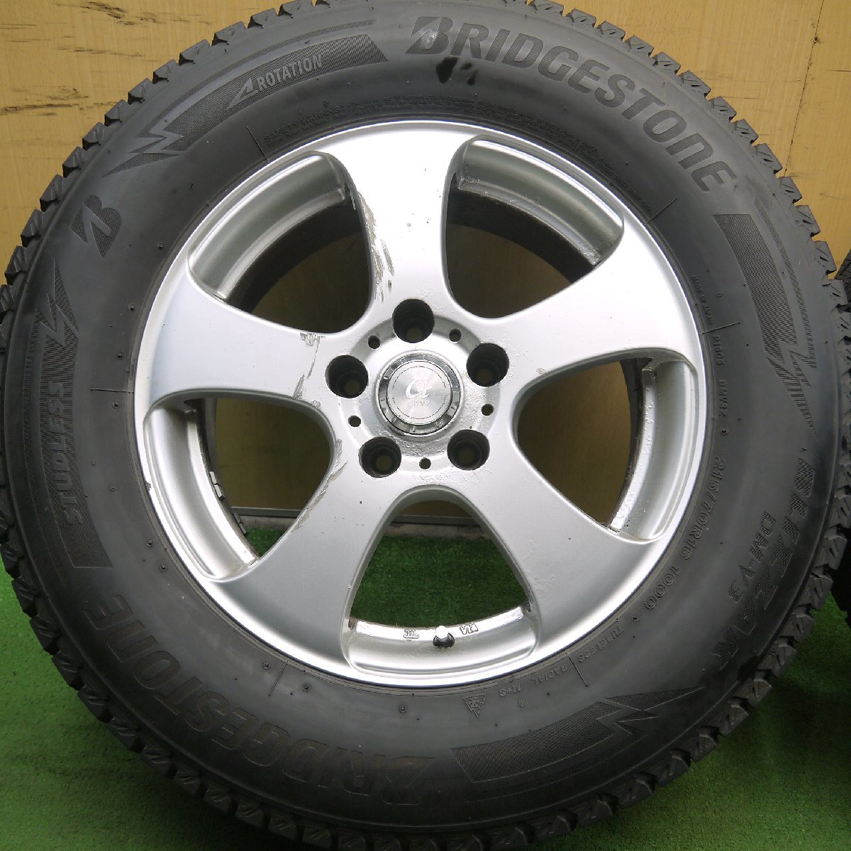 バリ溝！19年！9分☆スタッドレス 215/70R16 ブリヂストン ブリザック 