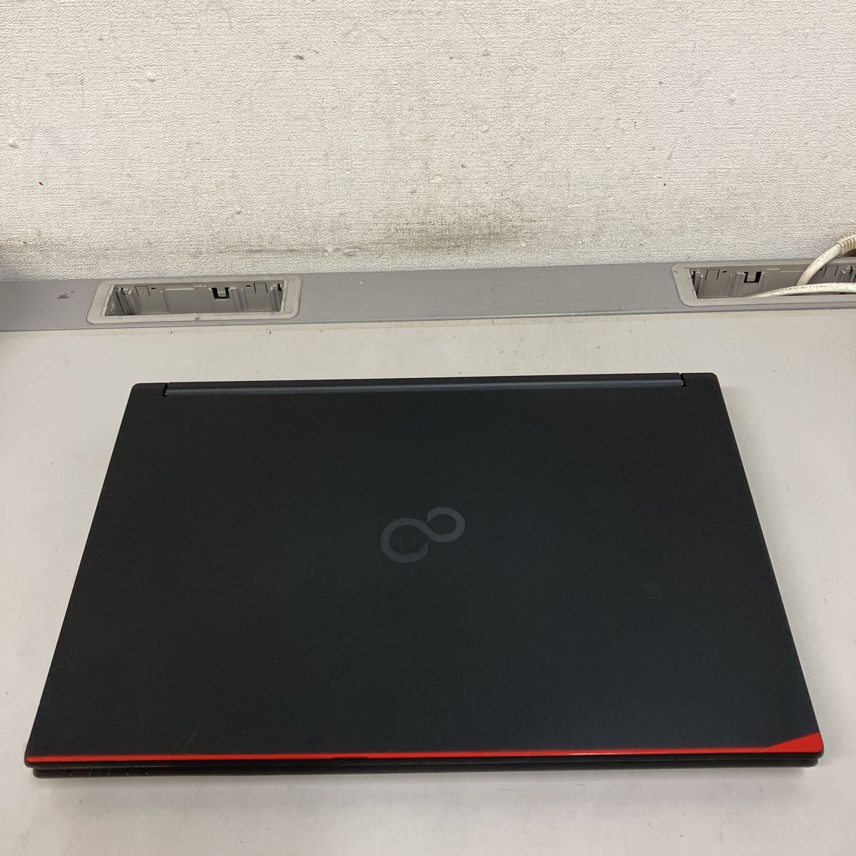 L111 富士通LIFEBOOK A5510/EW FMVA84014D Core i5第10世代 メモリ8GB 