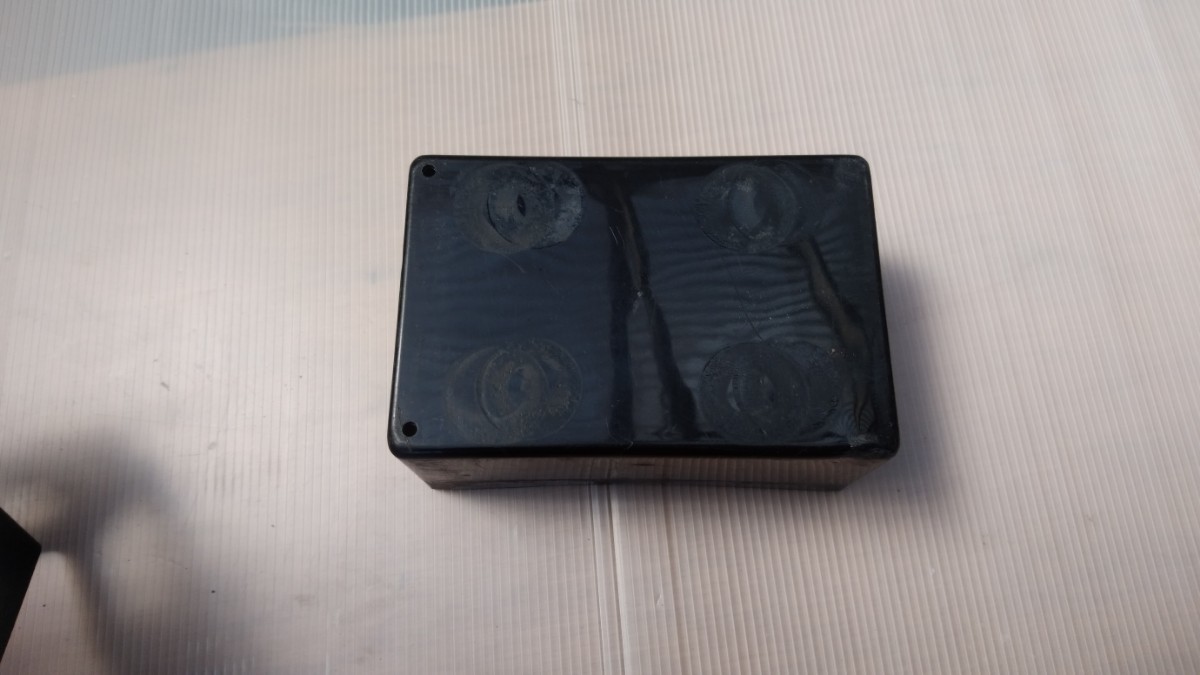 カワサキ Z2 純正バッテリーケース カワサキZ1純正希少バッテリー