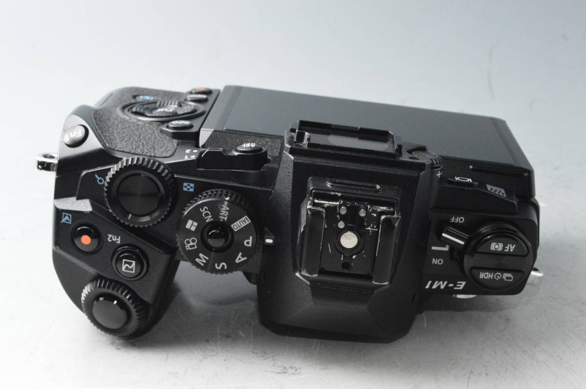 E-M1 Mark OM-D II オリンパス 中古カメラのシャッター回数｜こゆ&amp 