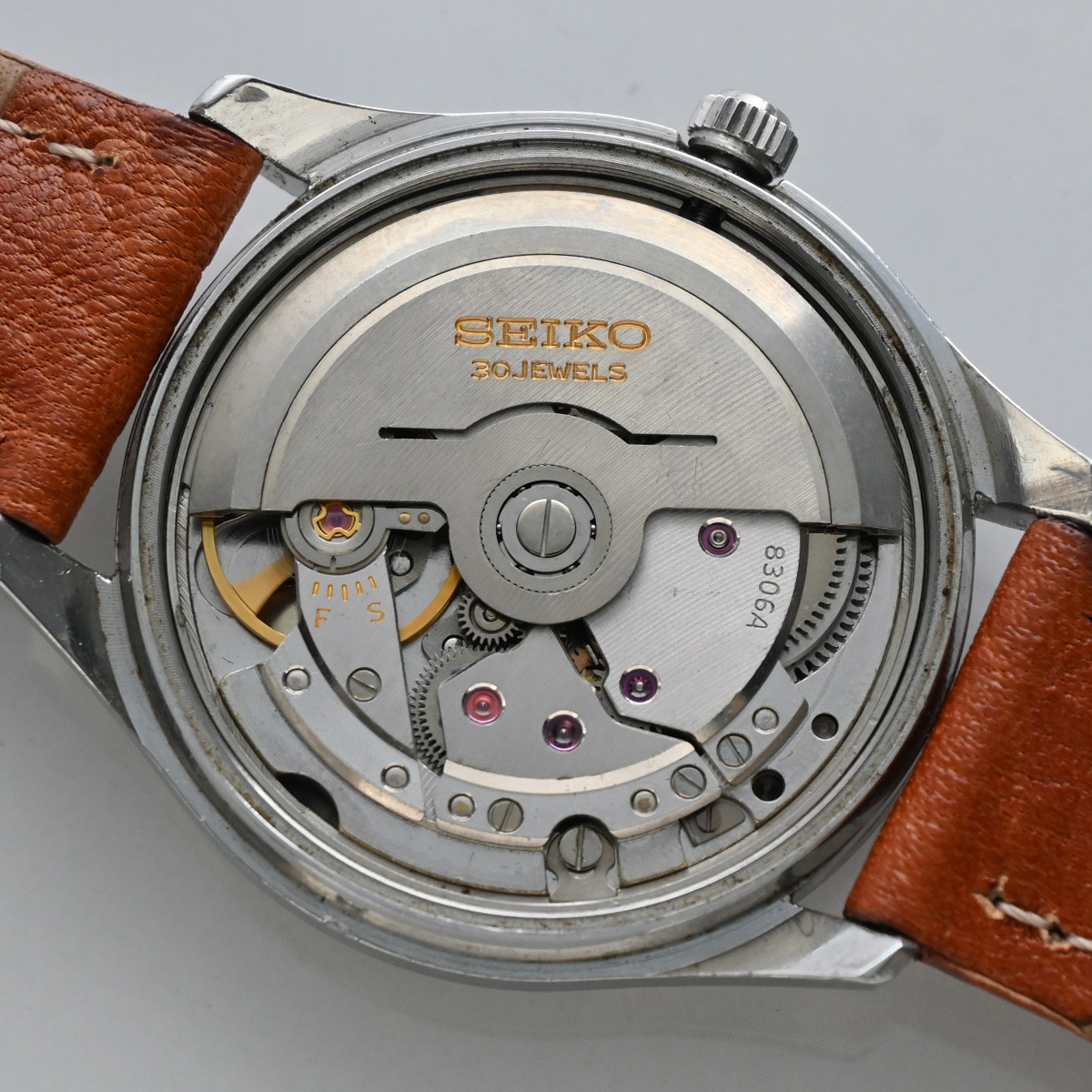 SEIKO SEIKOMATIC セイコーマチック 裏蓋イルカマーク 26石 6206-8040 