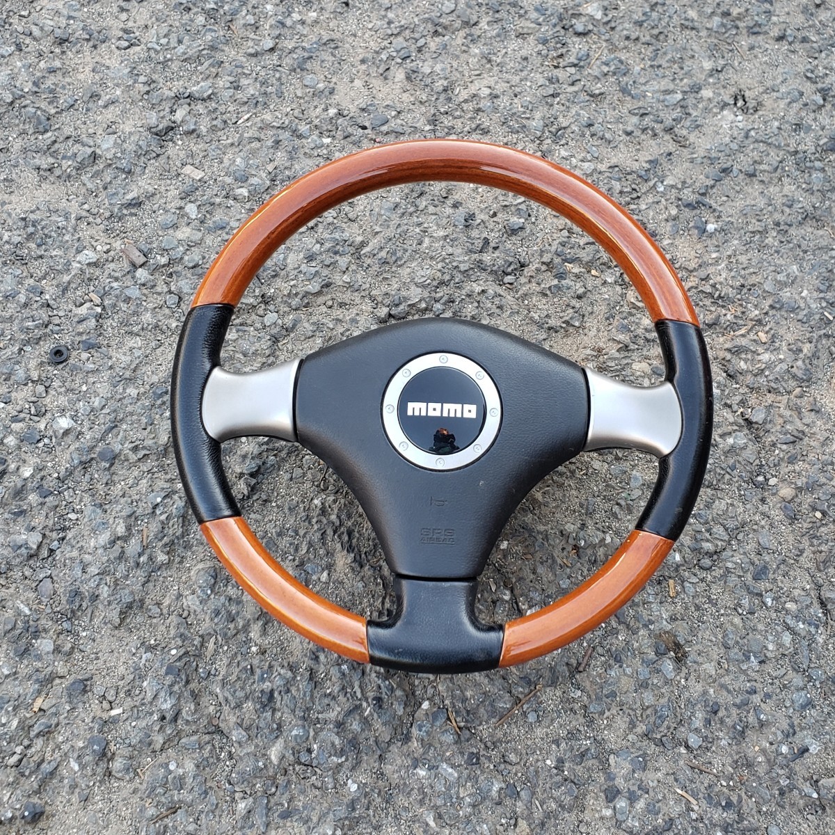 ダイハツ純正 ステアリングホイールステアリングハンドルMOMO