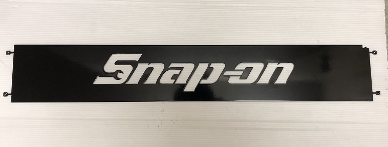 3907) 未使用 スナップオン Snap-on ロゴプレート パネル ブラック
