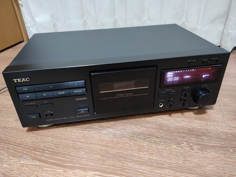 【中古】 TEAC ティアック V-1030 3ヘッド カセットデッキ 整備済み] TEAC V-1030 3ヘッド ティアック カセットデッキ 中古 TEAC