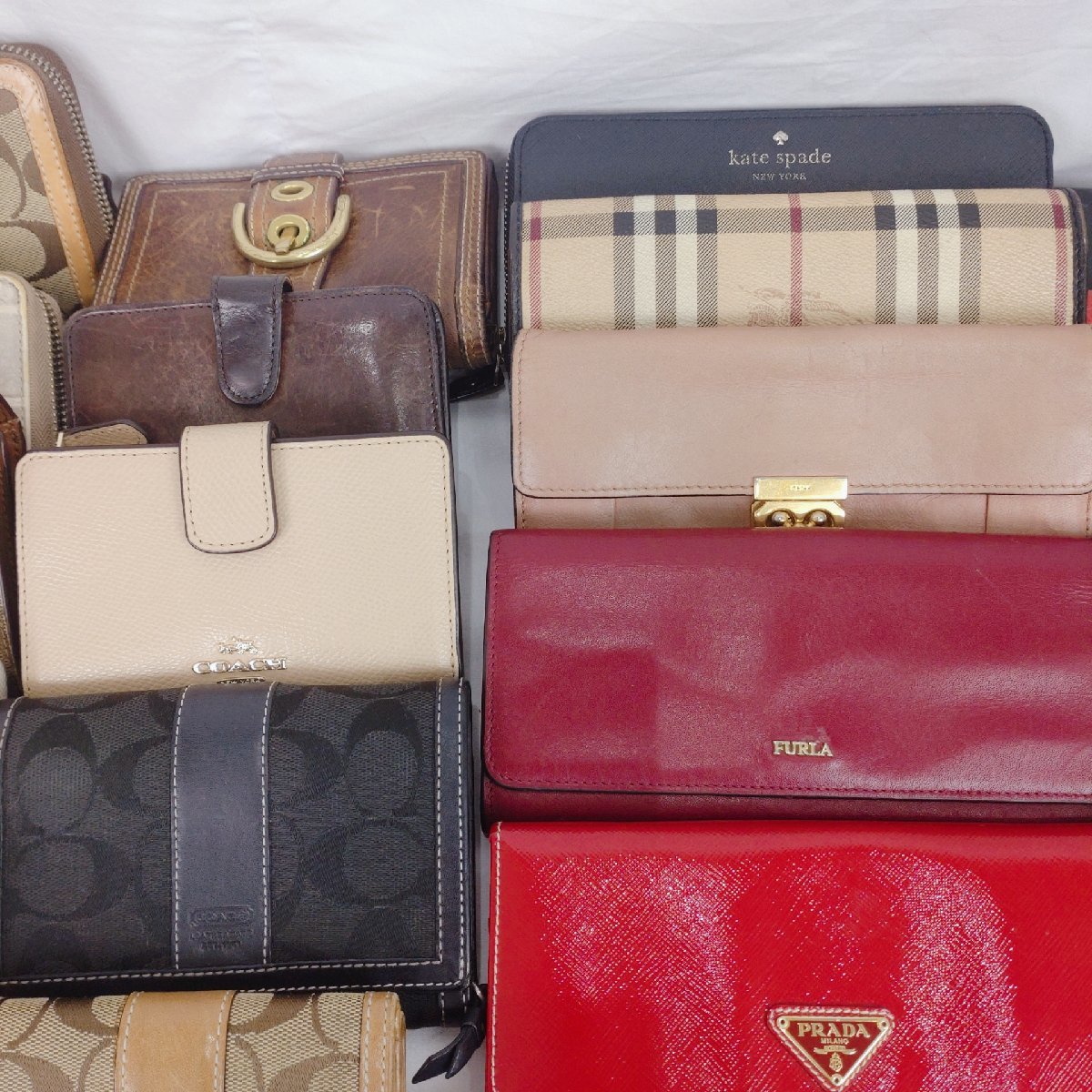 FURLA COACH フェラガモ まとめ売り セット 大量 財布 長財布 財布 まとめ売り COACH/LOUIS VUITTON/PRADA/FURLA/BURBERRY/Ferragamo