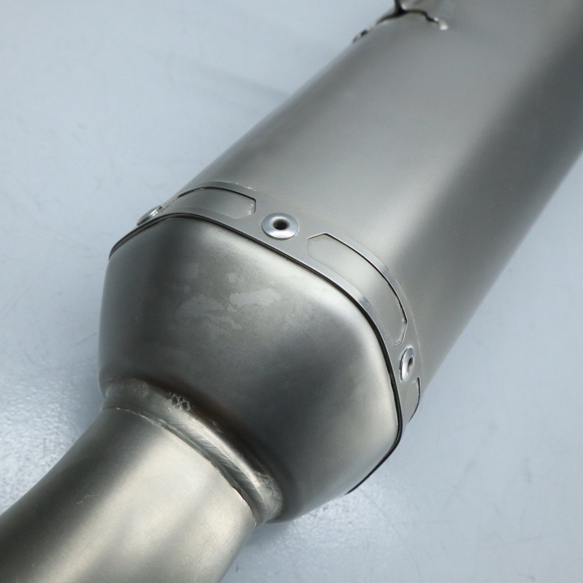 BMW F700GS 外し 純正オプション AKRAPOVIC アクラポビッチ スリップオンマフラー サイレンサー 7711-8567781 230719BD0104 ⁄ BMW GS ADVENTURE 0 F800GS
