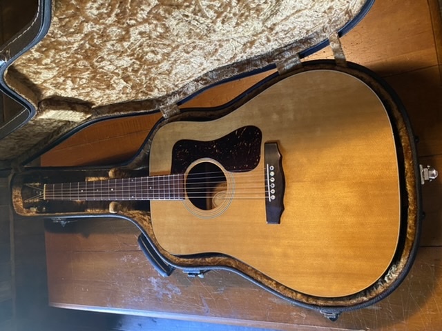 Guild d-35 ビンテージ ギター70年代　【美品】 Guild D-35 ヴィンテージ 1979年製 D-35 Guild Bluegrass dreadnought