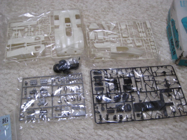 ヴィンテージ 当時モノ 絶版 旧モデラーズ 1/20 レイトンハウス 88S 未組立品 モデラーズ 1/20 MCS8 レイトンハウス88S (レーシングカー