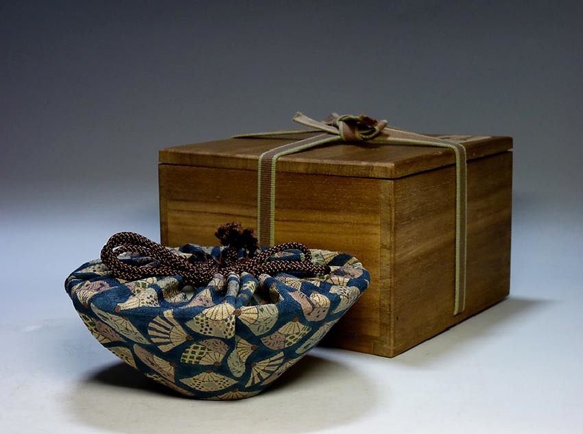 店舗在庫をネットで 【夢たま】蒐集家のウブ品！唐物 元代 青白磁草花