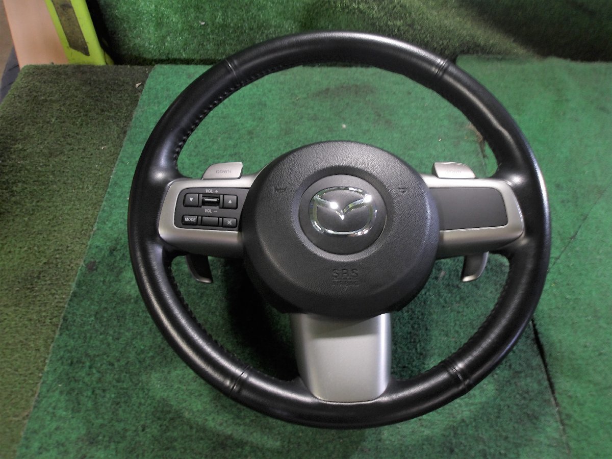 【D】マツダ　デミオ　DE5FS　純正　ステアリング　ホーンパッド付　インフレーター無し　レザー　スイッチ付