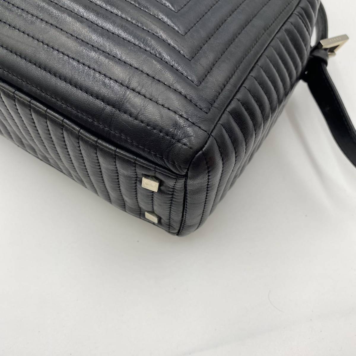 1円【美品】 バリー BALLY ダイヤ キルティング ショルダーバッグ 