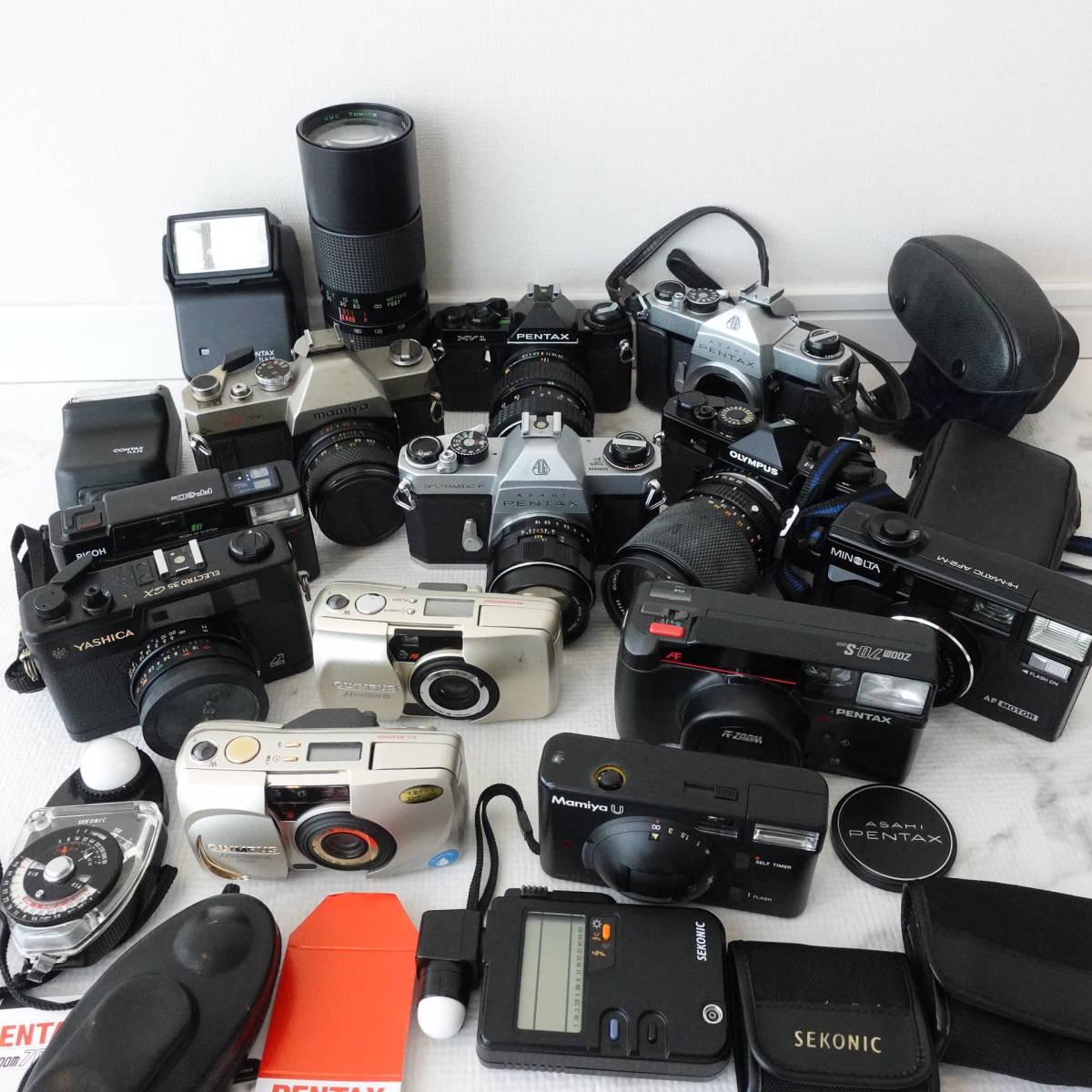 OLYMPUS μ 140 Deluxe， OM-1， YASHICA Electro 35 GX， PENTAX Super Takumar 55mm F1.8， SMC 40-80mm F2.8-4.0， MINOLTA Hi Matic AF2-M