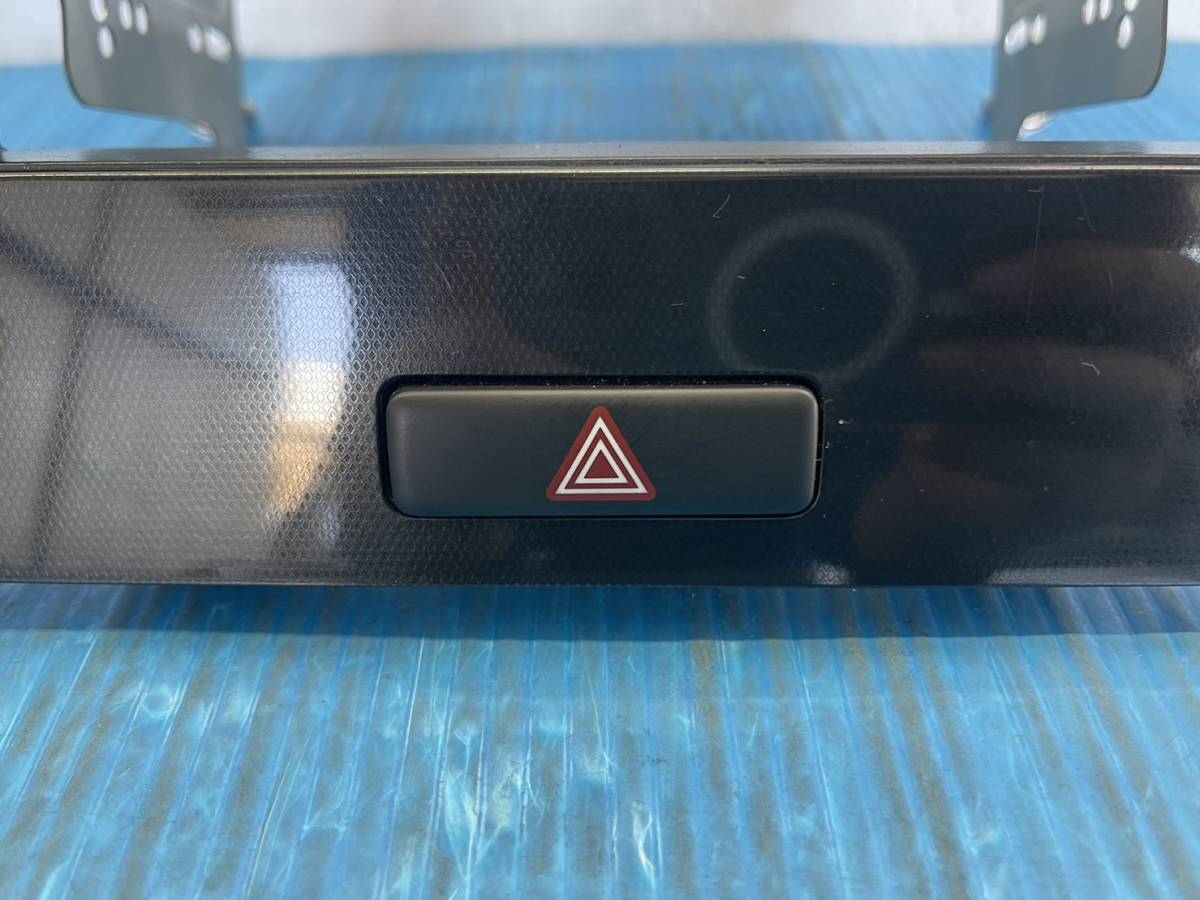 ★スズキ純正 オーディオ/ナビ/パネル/デッキ/枠 2DIN 180mm 黒★ワゴンRスティングレー MH23S★73823-70K1 AZワゴン MJ23S★K0118B D-48C