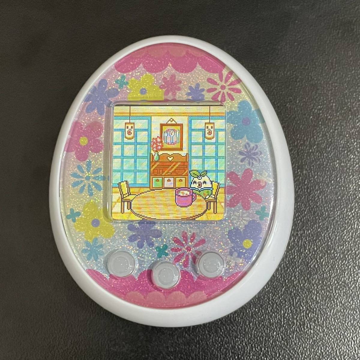 動作確認済み たまごっちみーつ パステルみーつ ホワイト 白色 BANDAI