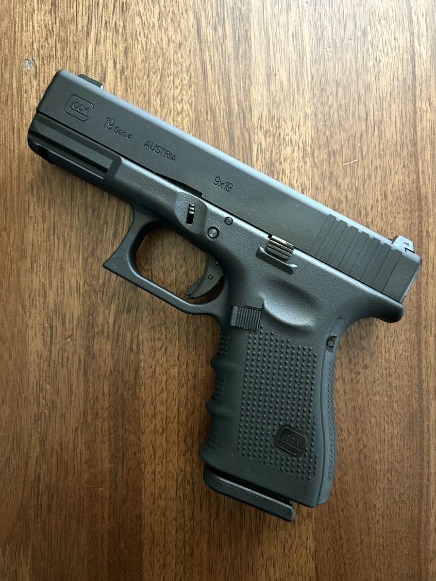 Umarex - 0 GLOCK19 gen.4 (Black ☆新同品 UMAREX グロック19 Gen.4