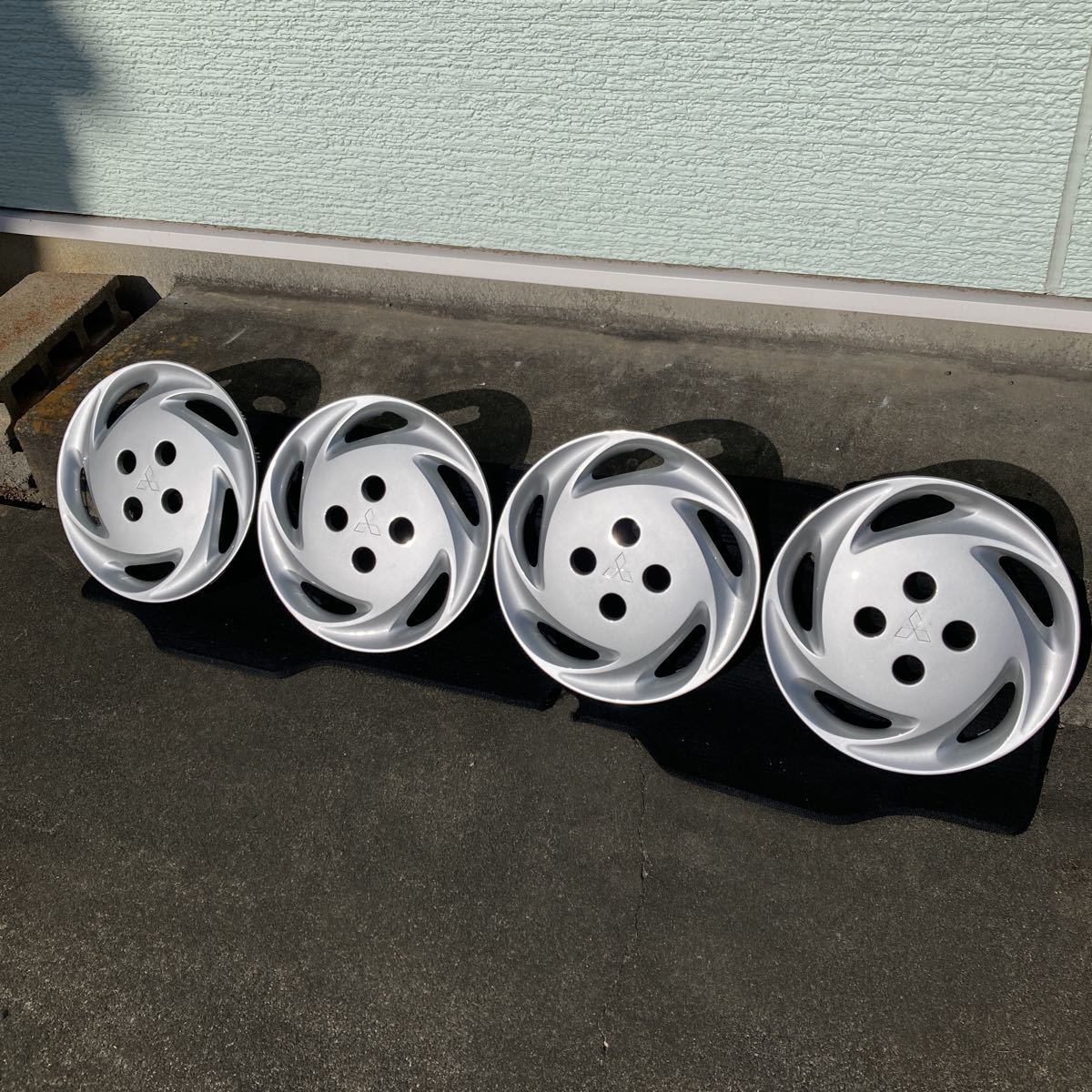 人気定番，SALE 三菱タウンボックス スチールホイール用ホイールカバー キャップ(純正品)｜売買されたオークション情報、yahooの商品情報をアーカイブ公開 - オークファン 純正品