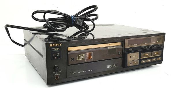 L307-W8-163 SONY ソニー 世界初発売 コンパクトCDプレーヤー ブラック CDP-101 1982年製 オーディオ機器 通電確認済み④