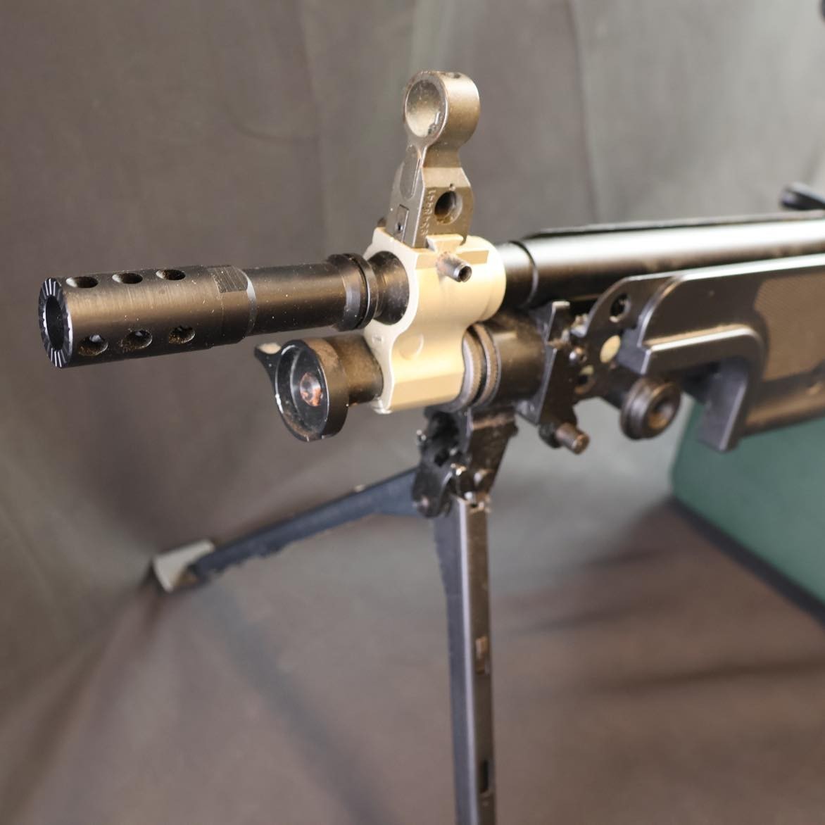 TOP JAPAN製電動ガンM249 絶版！希少！ TOP JAPAN製電動ガンM249 絶版 絶版