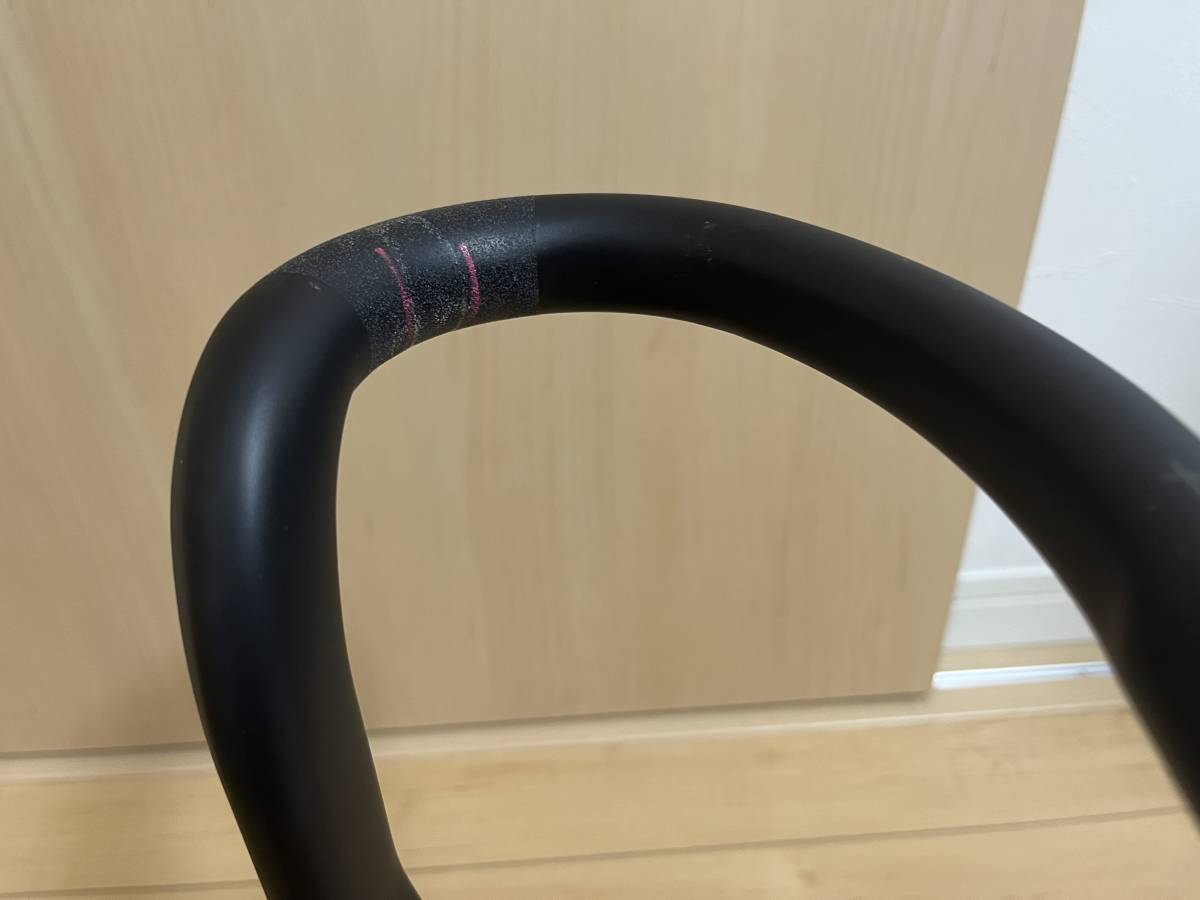 S-WORKS CARBON SHALLOW ROAD BAR 380mm。スペシャライズド（エス