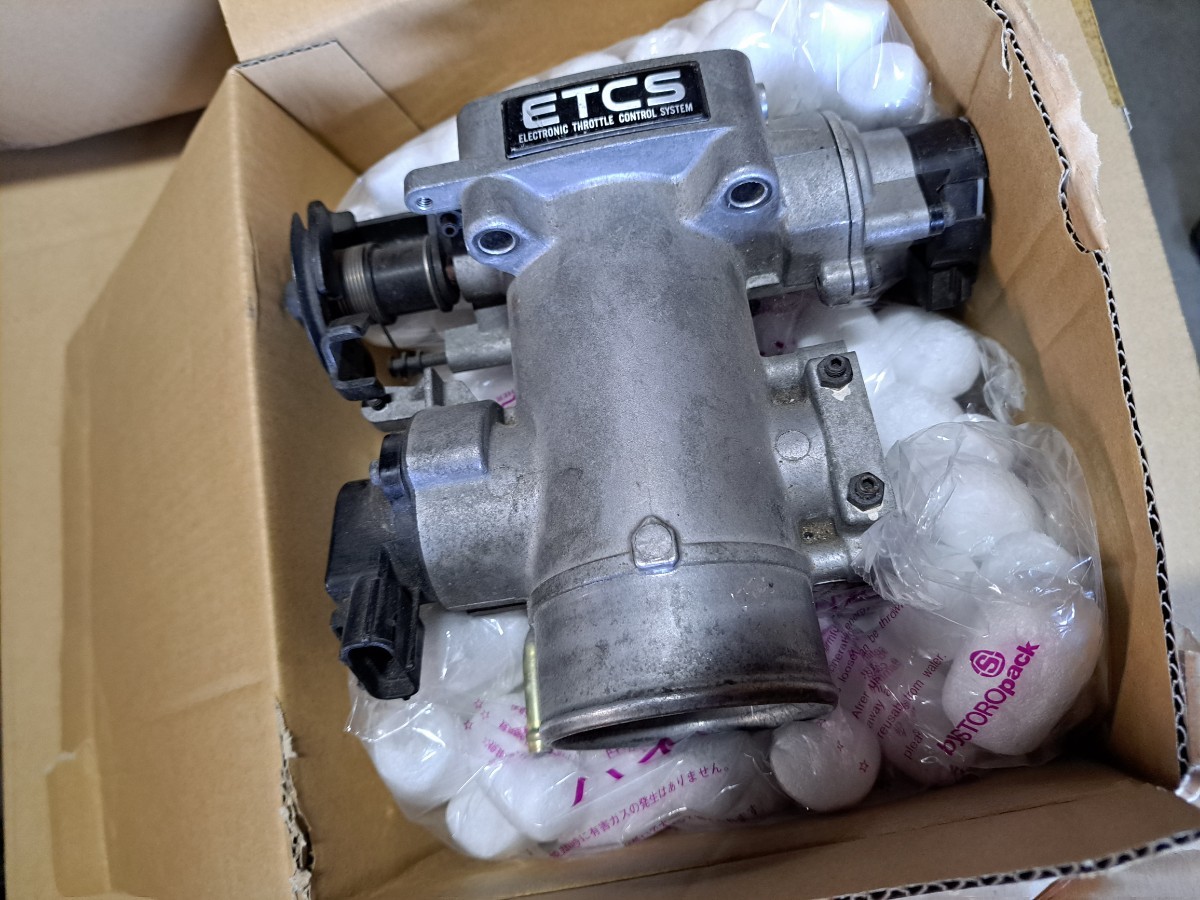 スロットルボディ チェイサー クレスタ　マークII　マーク2 動作品　jzx100 1jz-gte ターボ　MT 