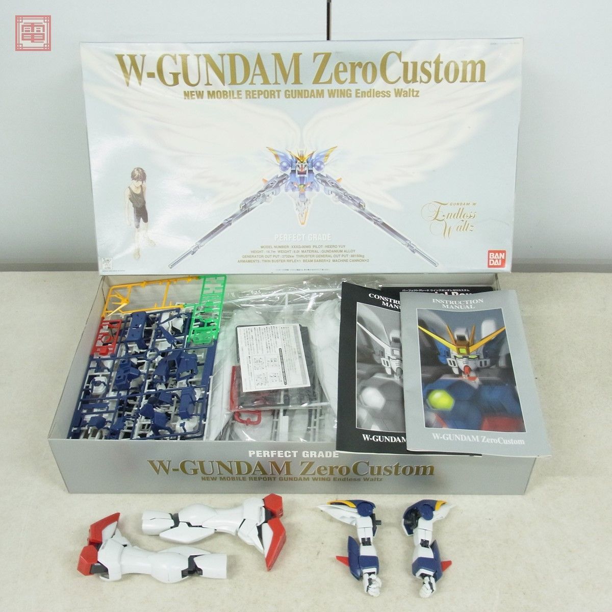 組立途中 バンダイ PG 1/60 ウイングガンダムゼロカスタム 新機動戦記