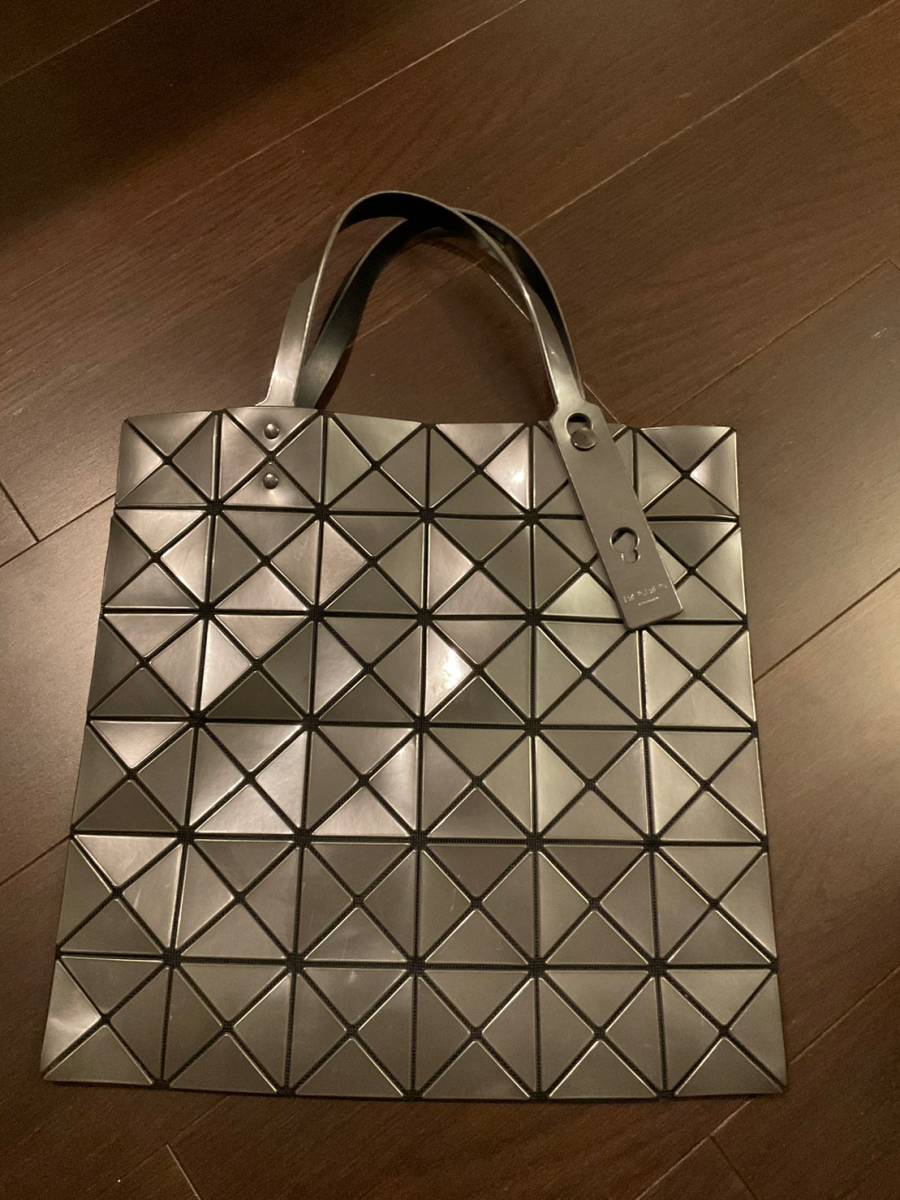 BAOBAO イッセイミヤケ シルバーグレー トートバッグ 美品 ISSEY