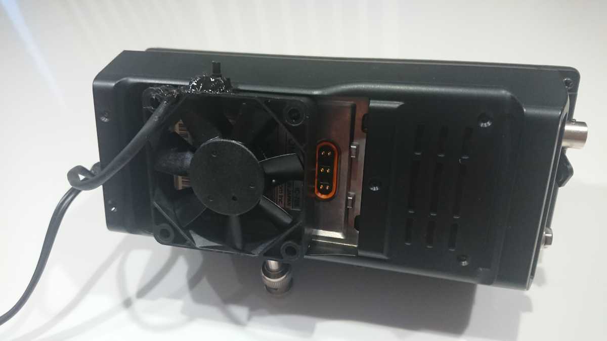 ICOM IC-705 冷却ファン　