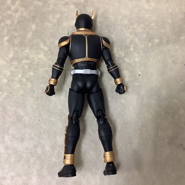 1円〜 S.H.Figuarts 真骨彫製法 仮面ライダークウガ アメイジング