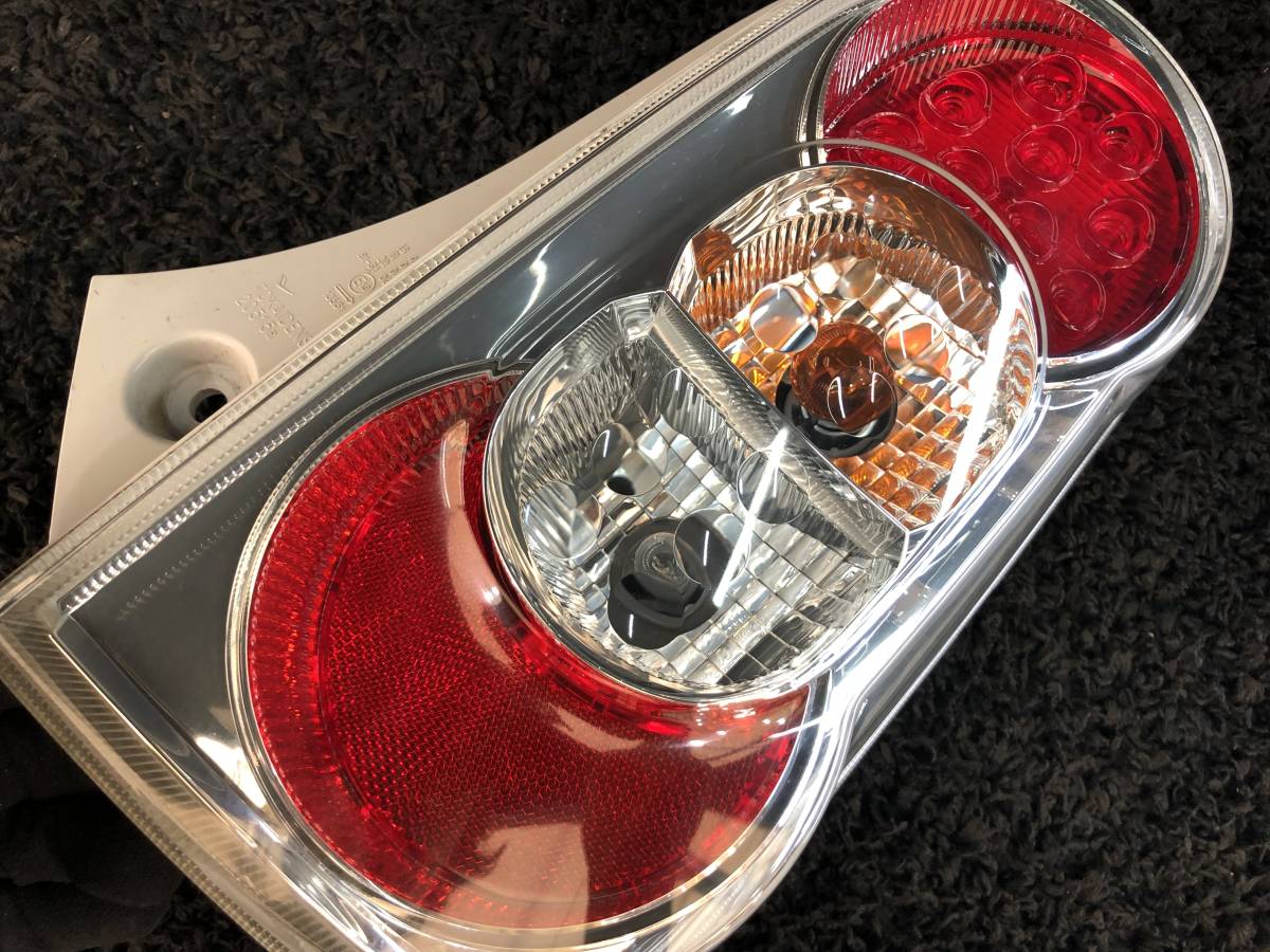 ミラココア プラスX L675S 左右テールランプ LED トーカイデンソー