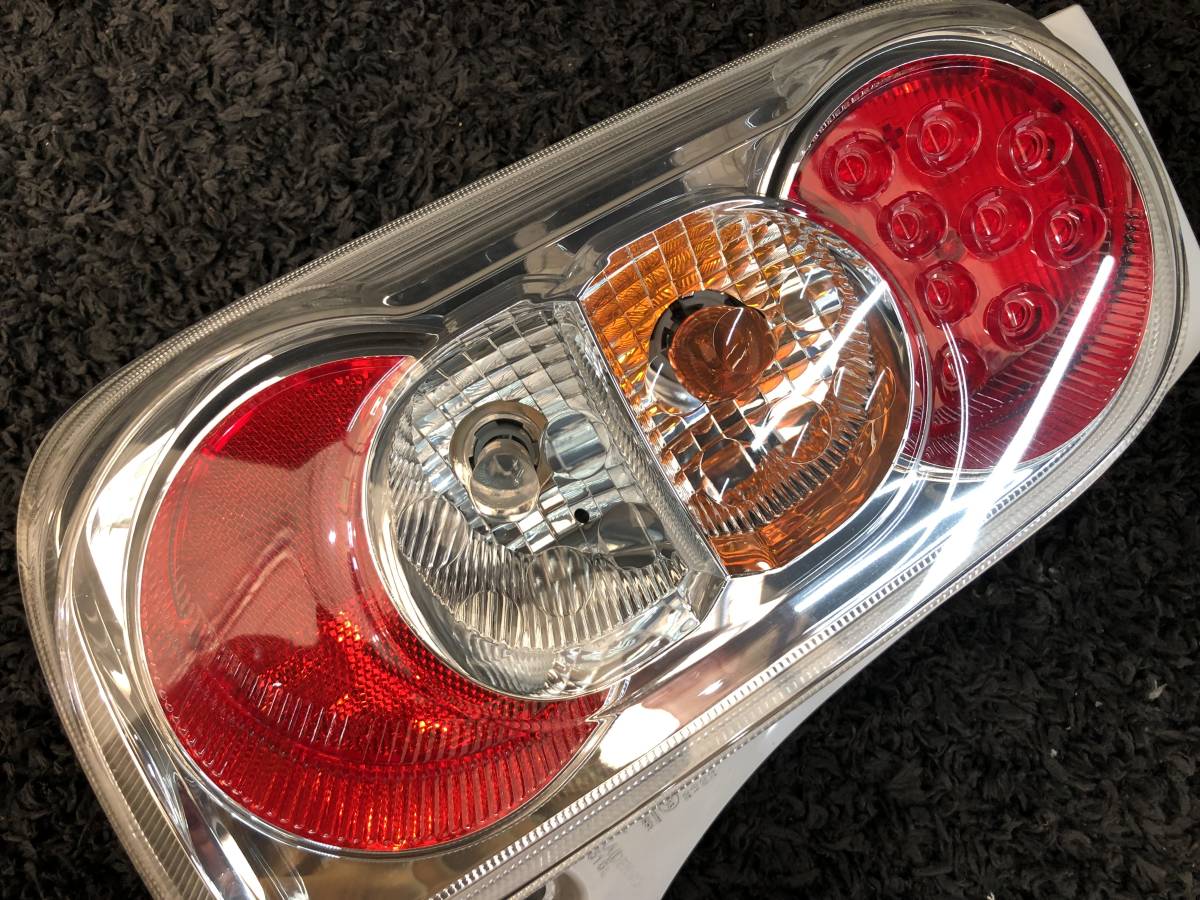 ミラココア プラスX L675S 左右テールランプ LED トーカイデンソー