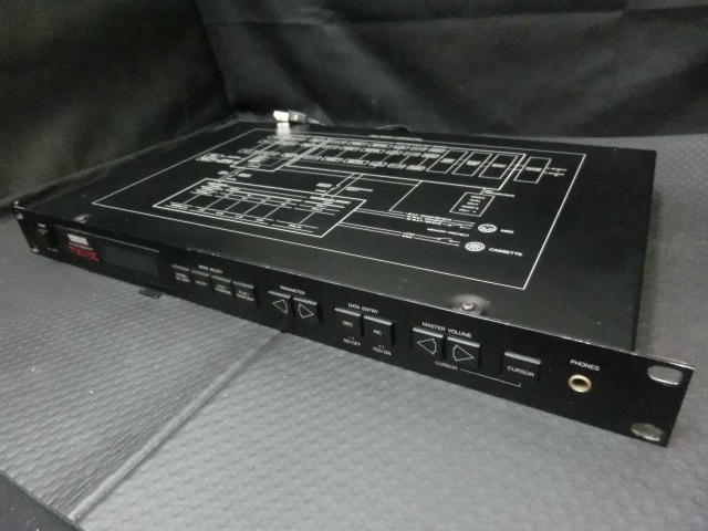 中古品 YAMAHA ヤマハ 音源モジュール TX81Z TX81Z YAMAHA FM