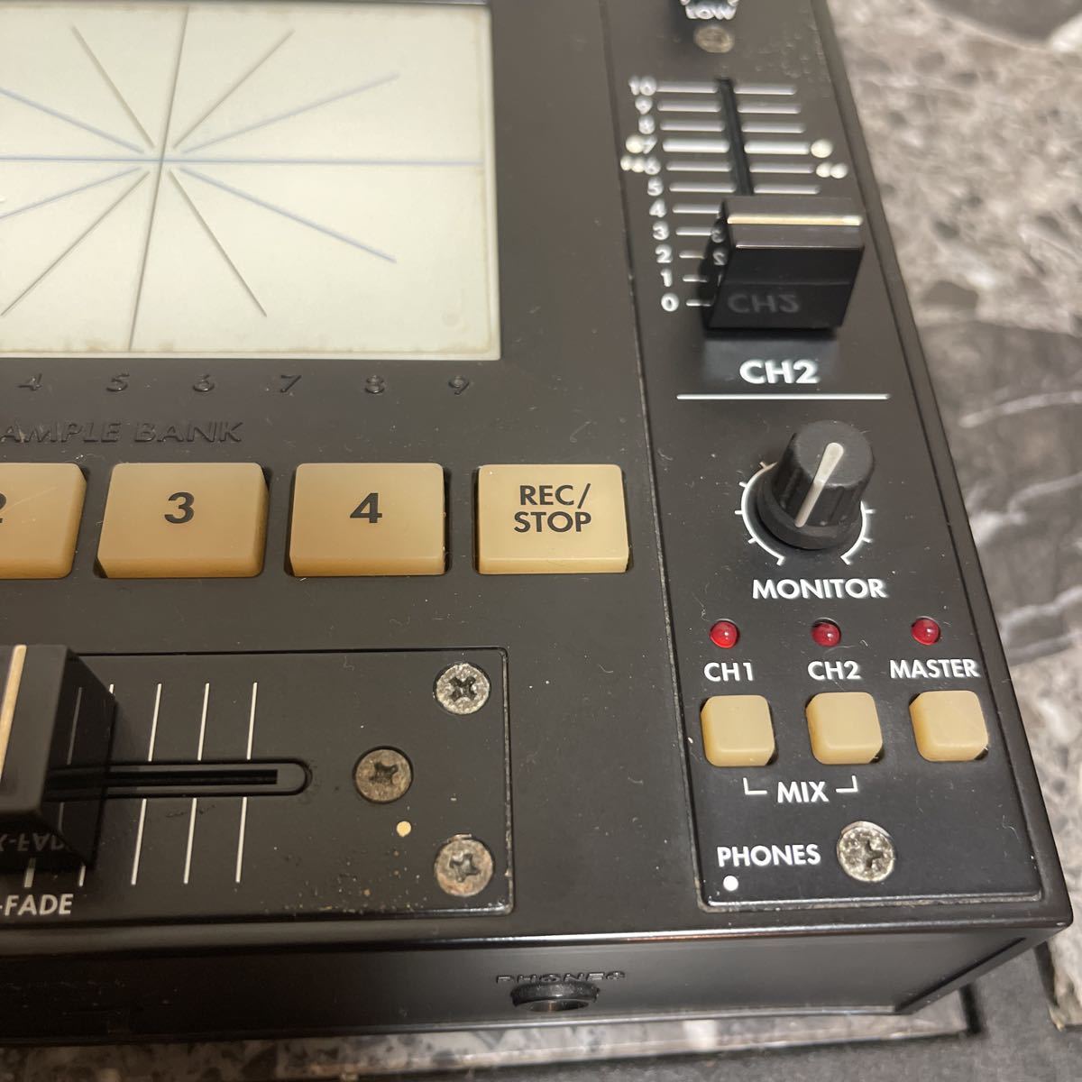 KORG KAOSS MIXER KM-2 コルグ DJミキサー カオスパッドの入札履歴