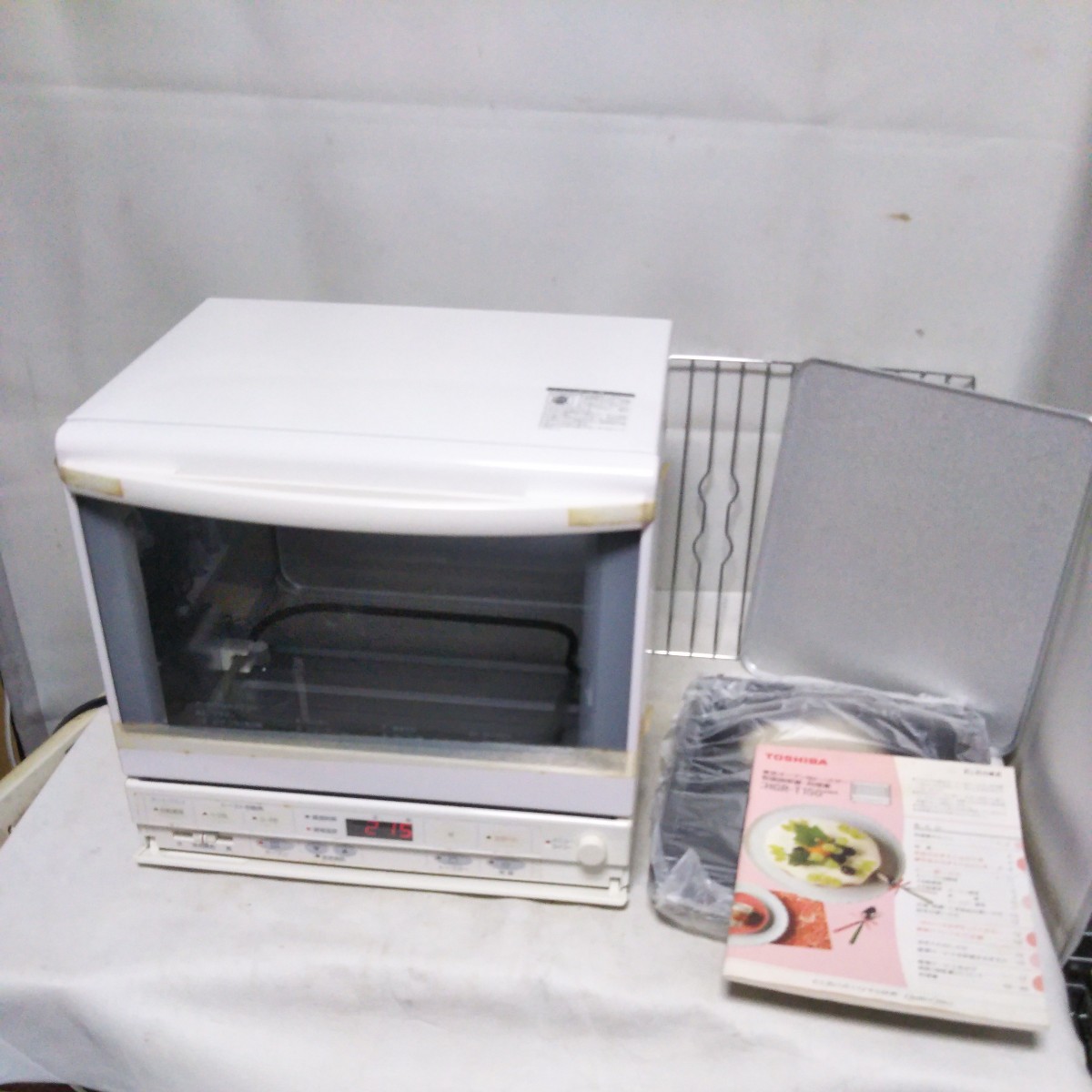 送料無料(３M2042)東芝　TOSHIBA　オーブントースター　HGR-T150