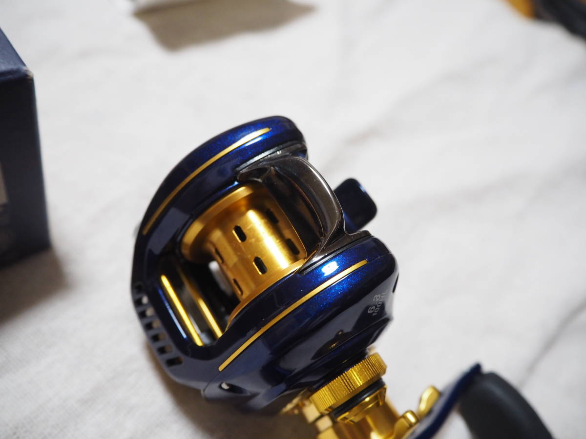 ♪♪超美品 ダイワ ジリオン PEラインスペシャル 100HL 左 日本製 
