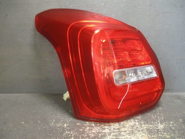 スイフト ZC53S 左テールランプ KOITO 220-59360 車 スイフト ZC53S 左