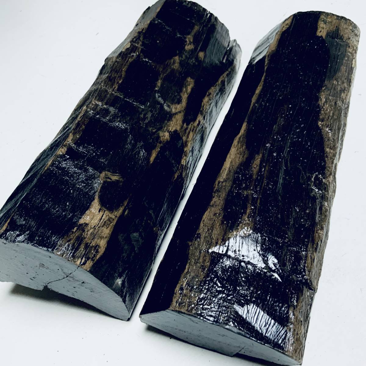 ◇◇ 青黒檀 ◇ 244mm 2.25kg 原木丸太材 2分割 ◇ 幻の超希少材 銘木