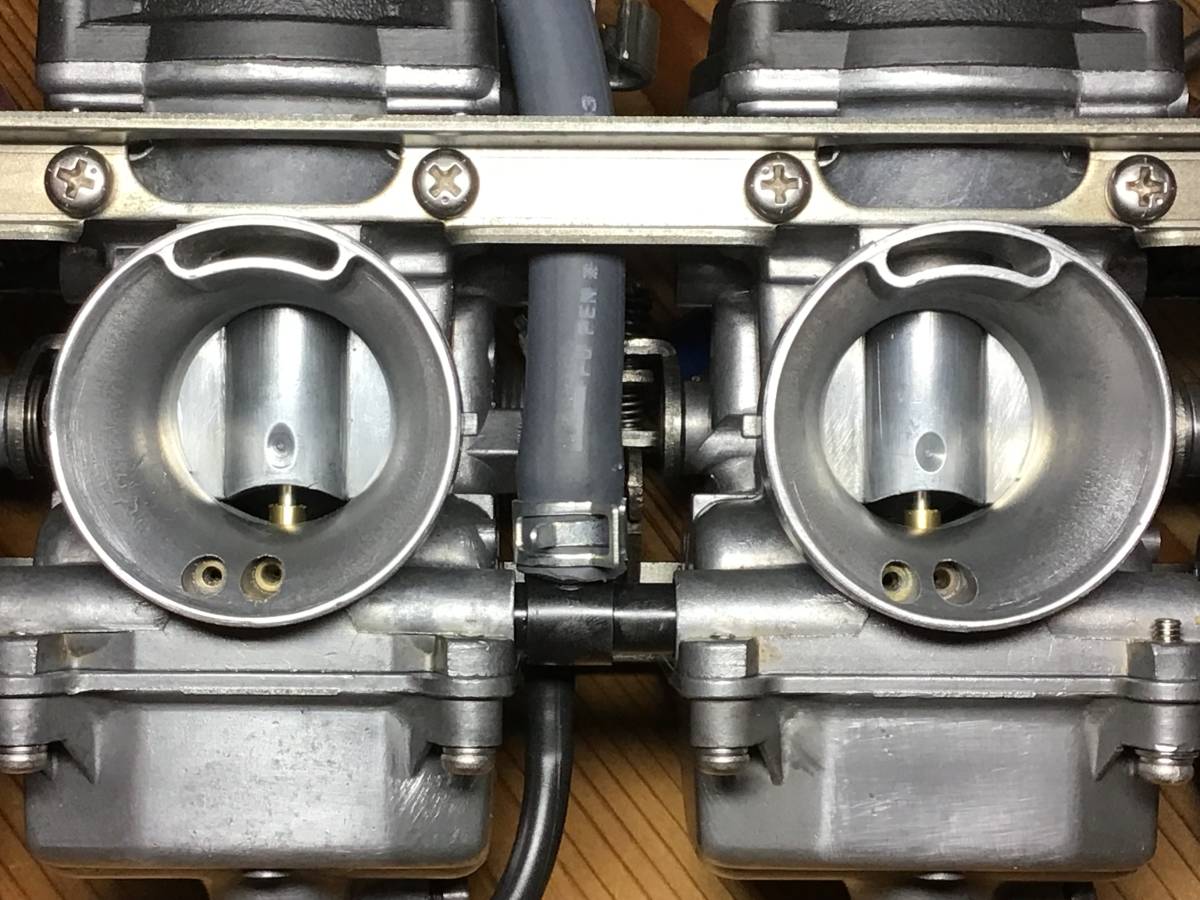 zrx400キャブレター。 べた付き