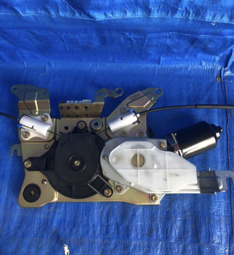 エルグランド　NE51　E51　H18年　左オートパワースライドドアモーター