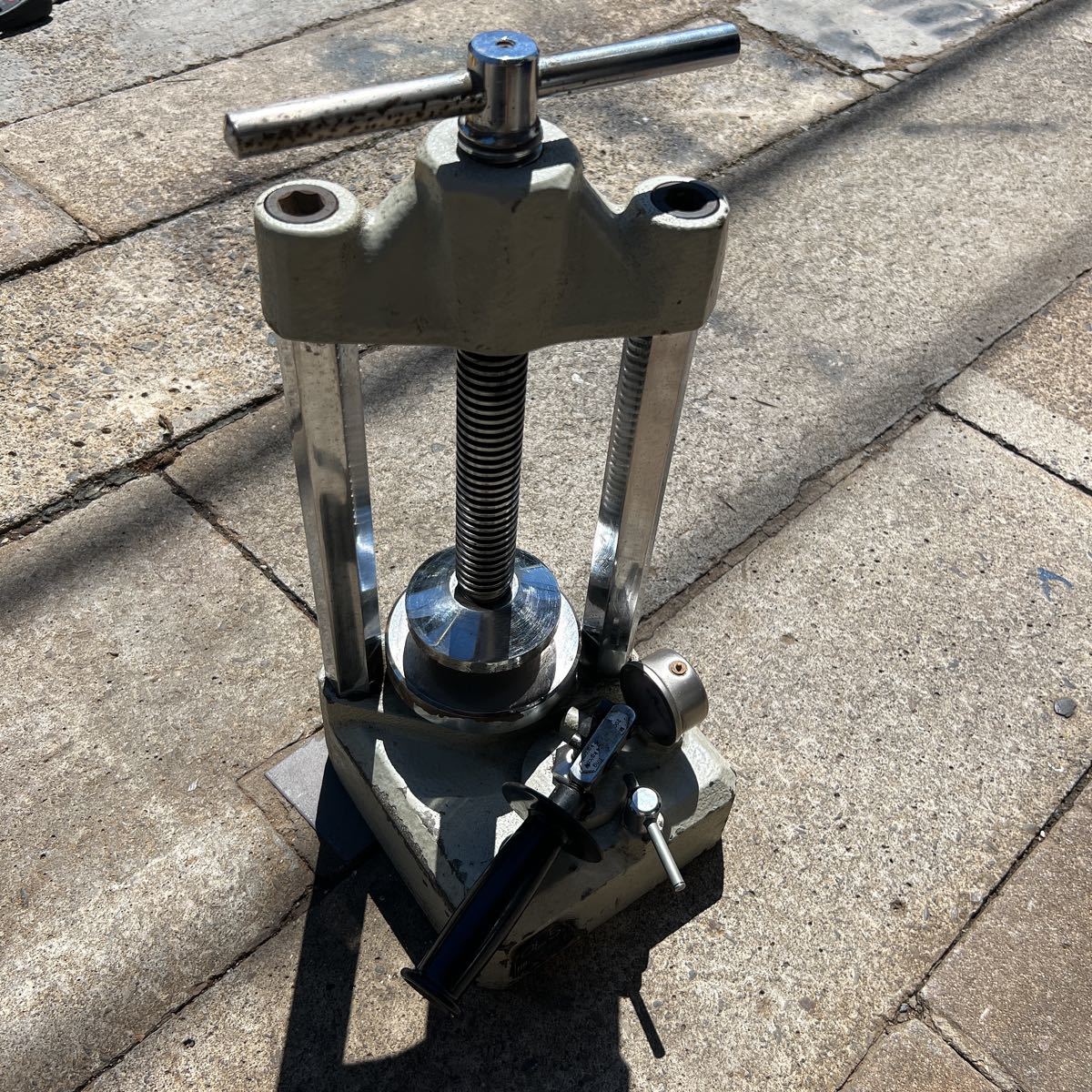 MANFREDI フラスコプレス OL57 卓上油圧プレス 技工　