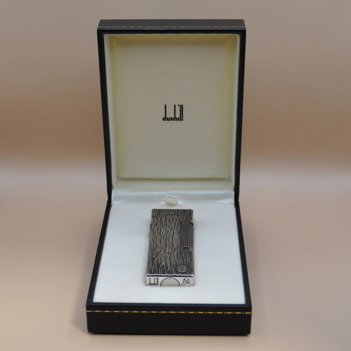 ダンヒル dunhill シルバー ライター 箱付きdunhill ダンヒル ユニーク 