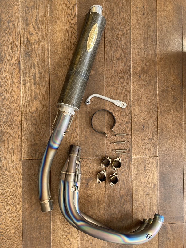 ■’02カワサキゼファー1100外し　テックサーフ　チタンカーボンフルエキゾーストコンディション良好です！！№757　空冷　Z　CB　XJ