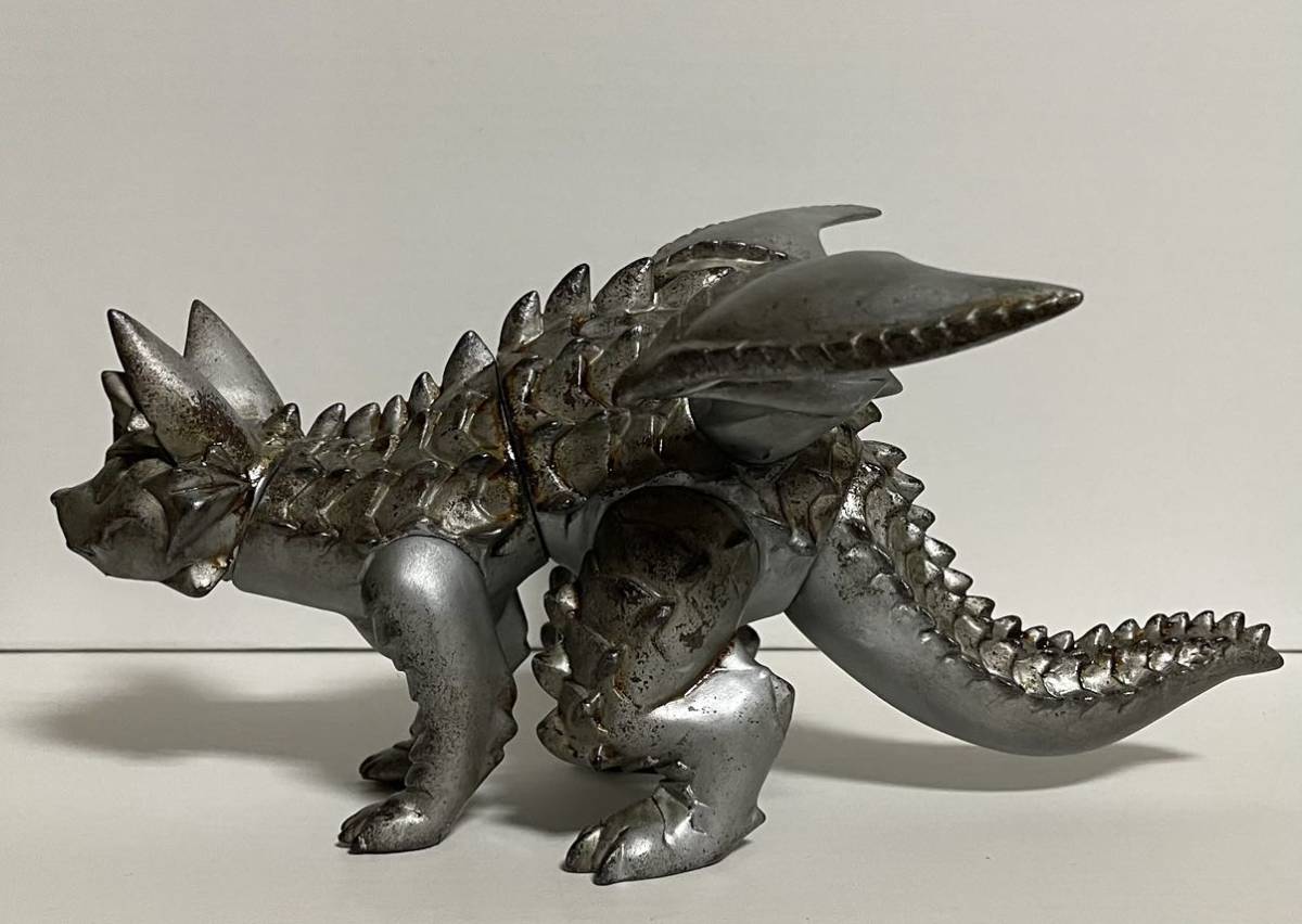 ドラゴニット バケタンブログ 希少種 イエローマーブル ソフビ