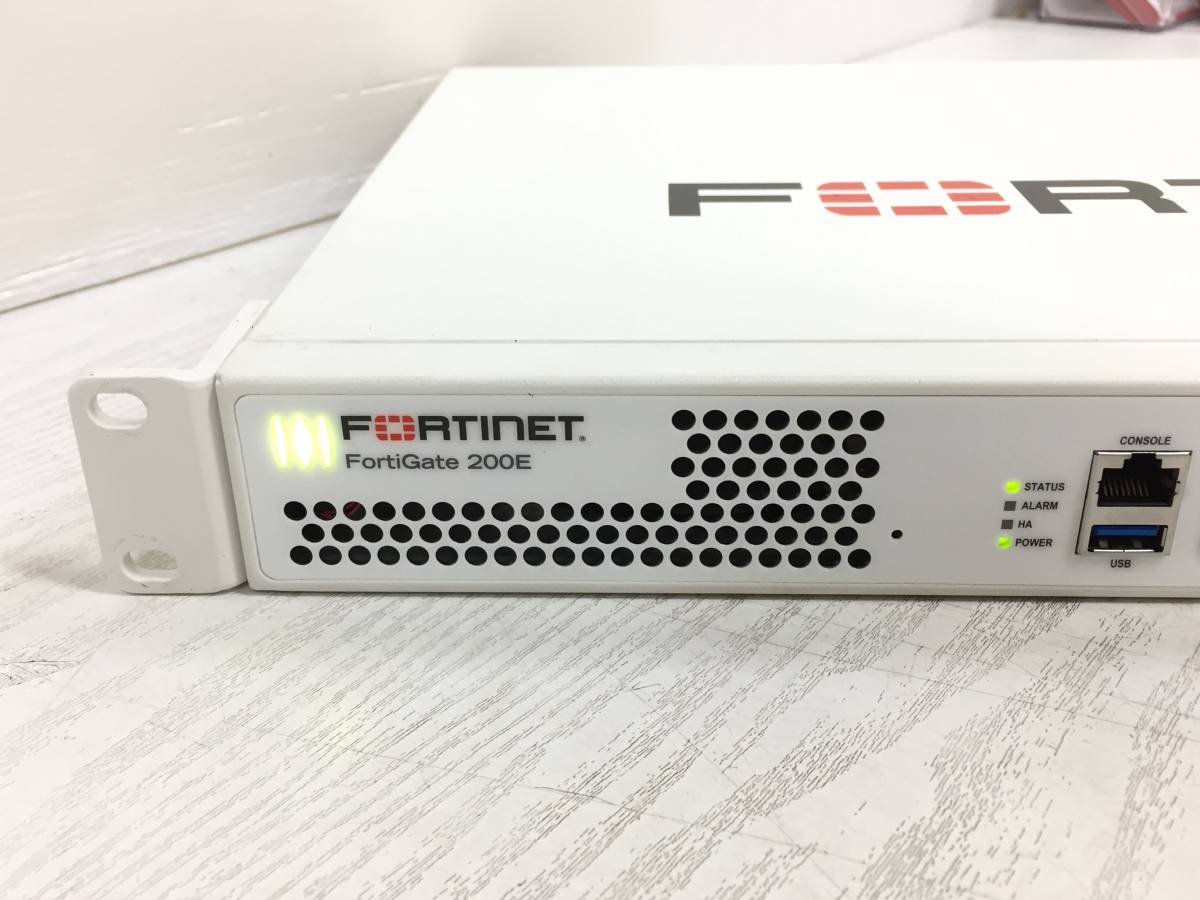 〇FORTINET Fortigate-200E FG-200E ファイアウォール ケーブル付属 動作品