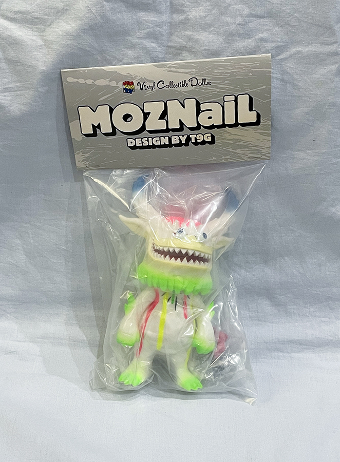 T9G MEDICOM TOY MOZNaiL Vinyl Collectible Dolls VCD ソフビ