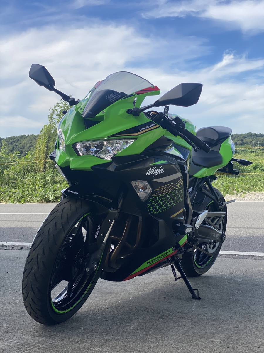 KAWASAKI ZX-25R /4805 KM /全国配送可 /直接引き取り可能 千葉県より